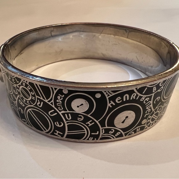 Henri Bendel Logo Hinged Bangle Bracelet - Picture 5 of 7